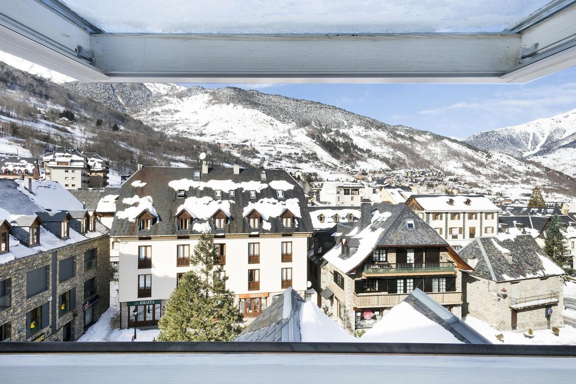 Luderna - Duplex Sant Miqueu Apartment Vielha Bagian luar foto